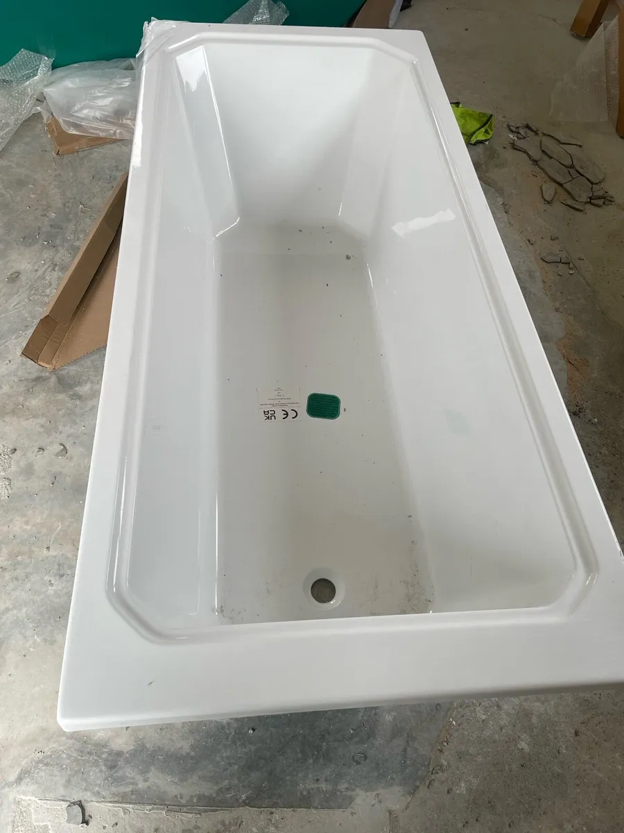 Bath - Image 2