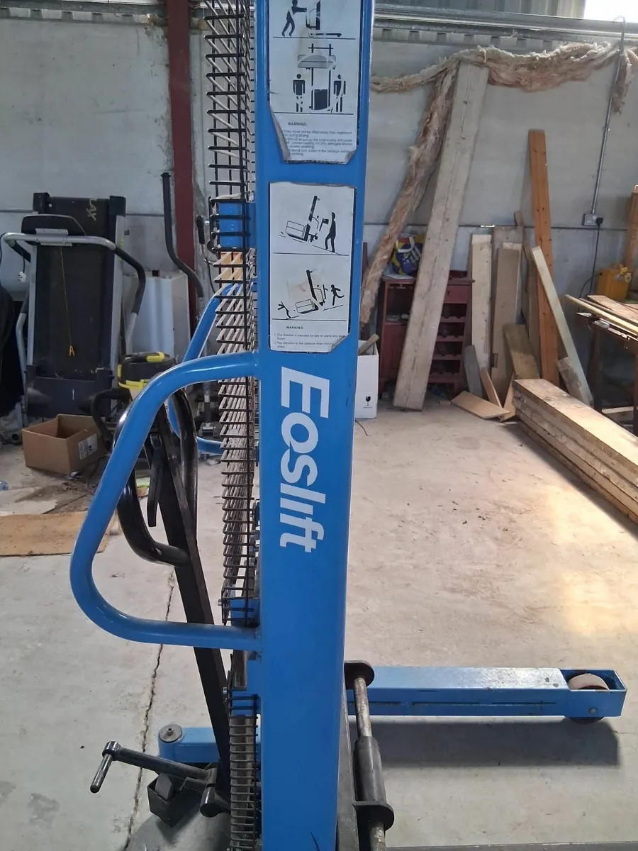 Eoslift Manual Stacker - Image 2