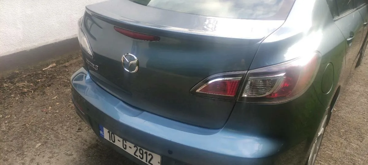 Mazda 3 - Image 2