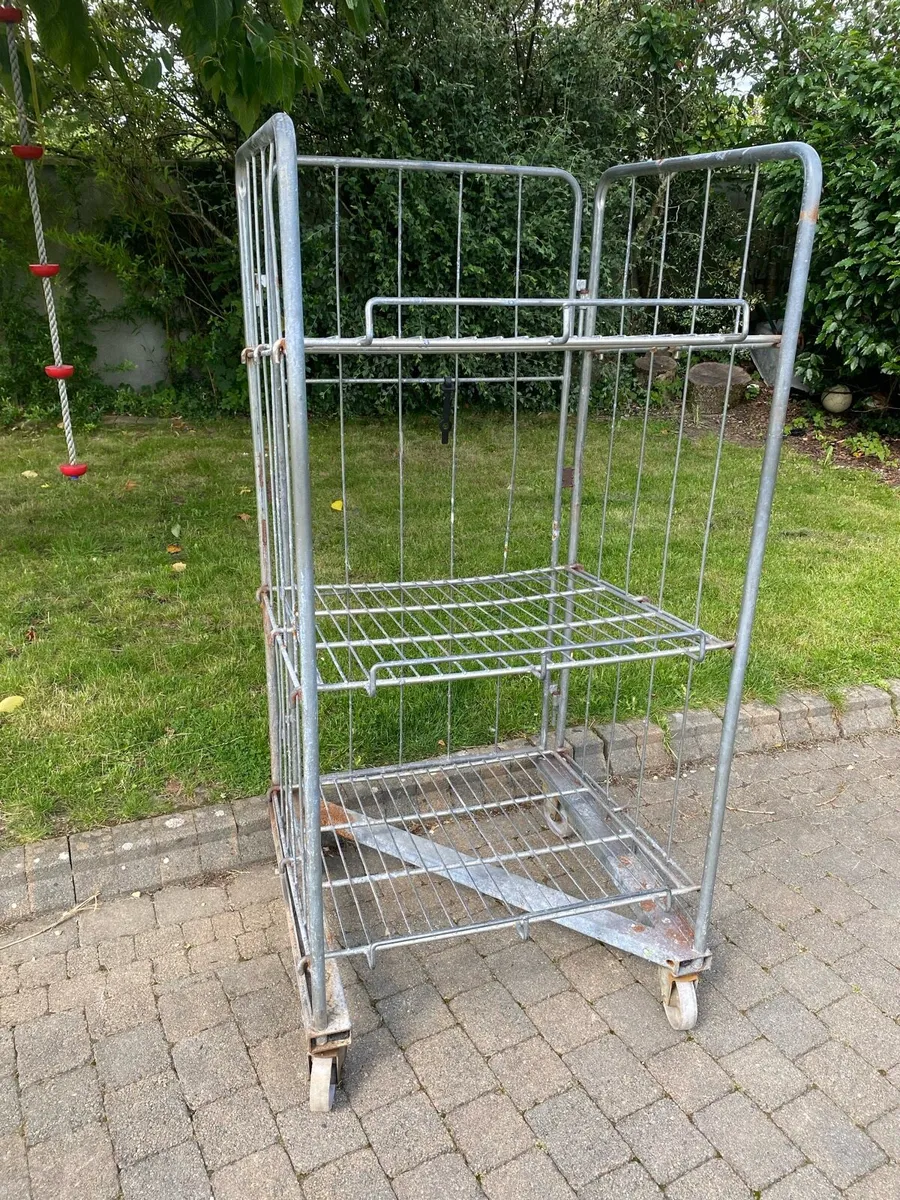 Storage trolley - Image 1