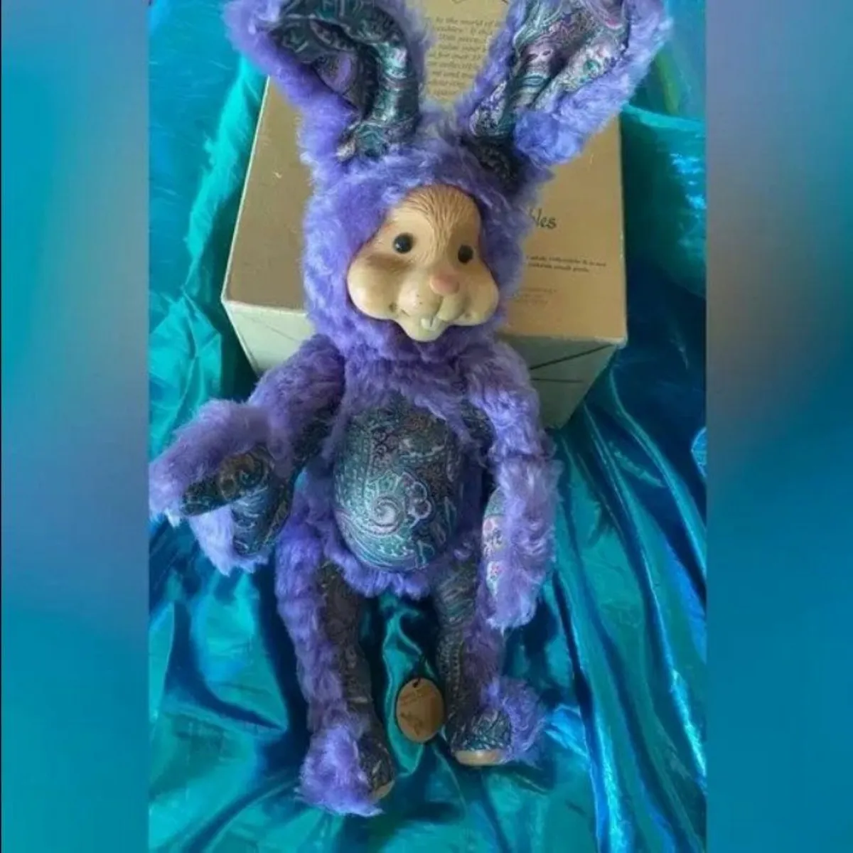 Robert Raikes Collectibles “PAISLEY” Rabbit - Image 3