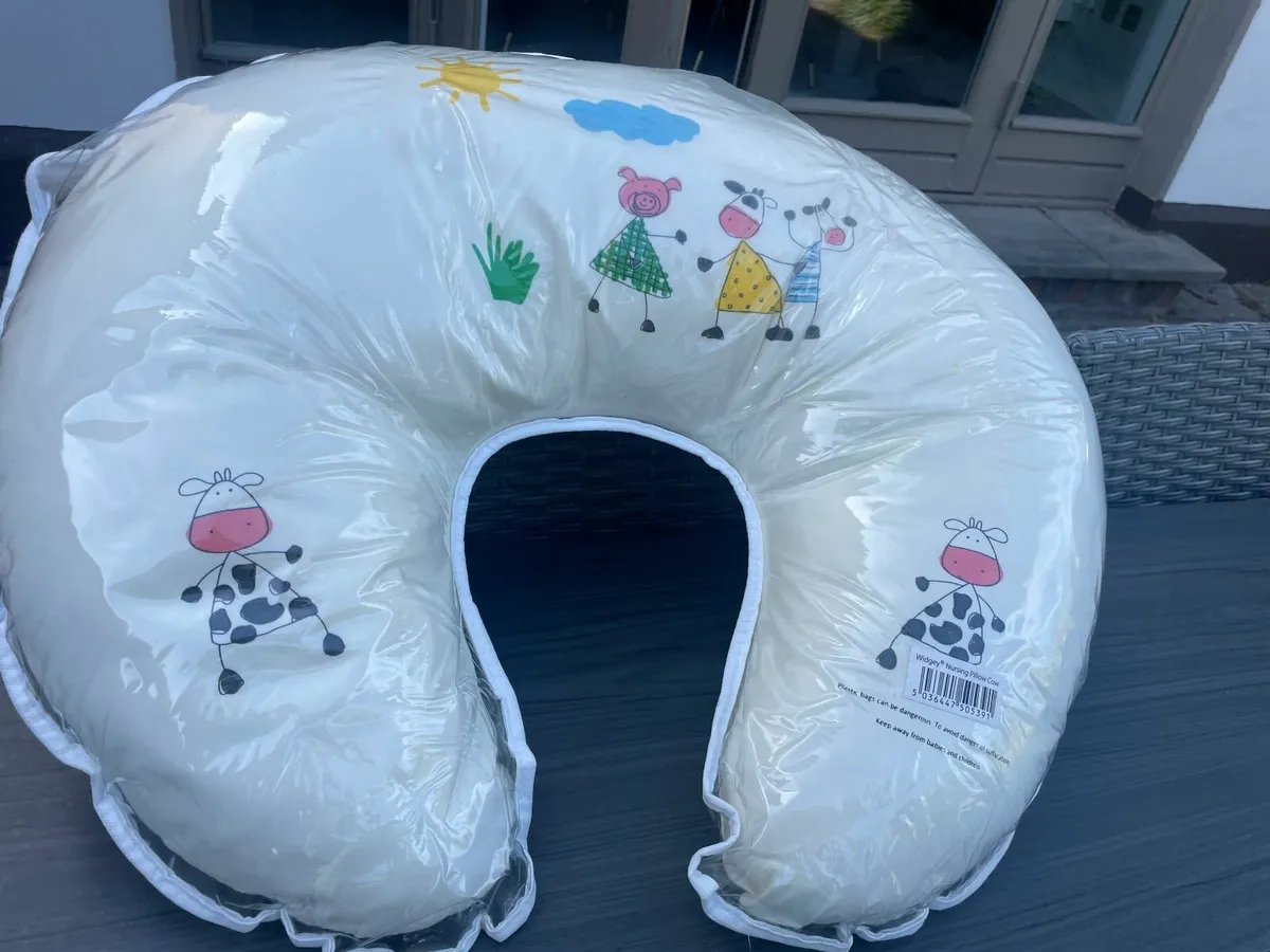 Nursing pillow - Image 1