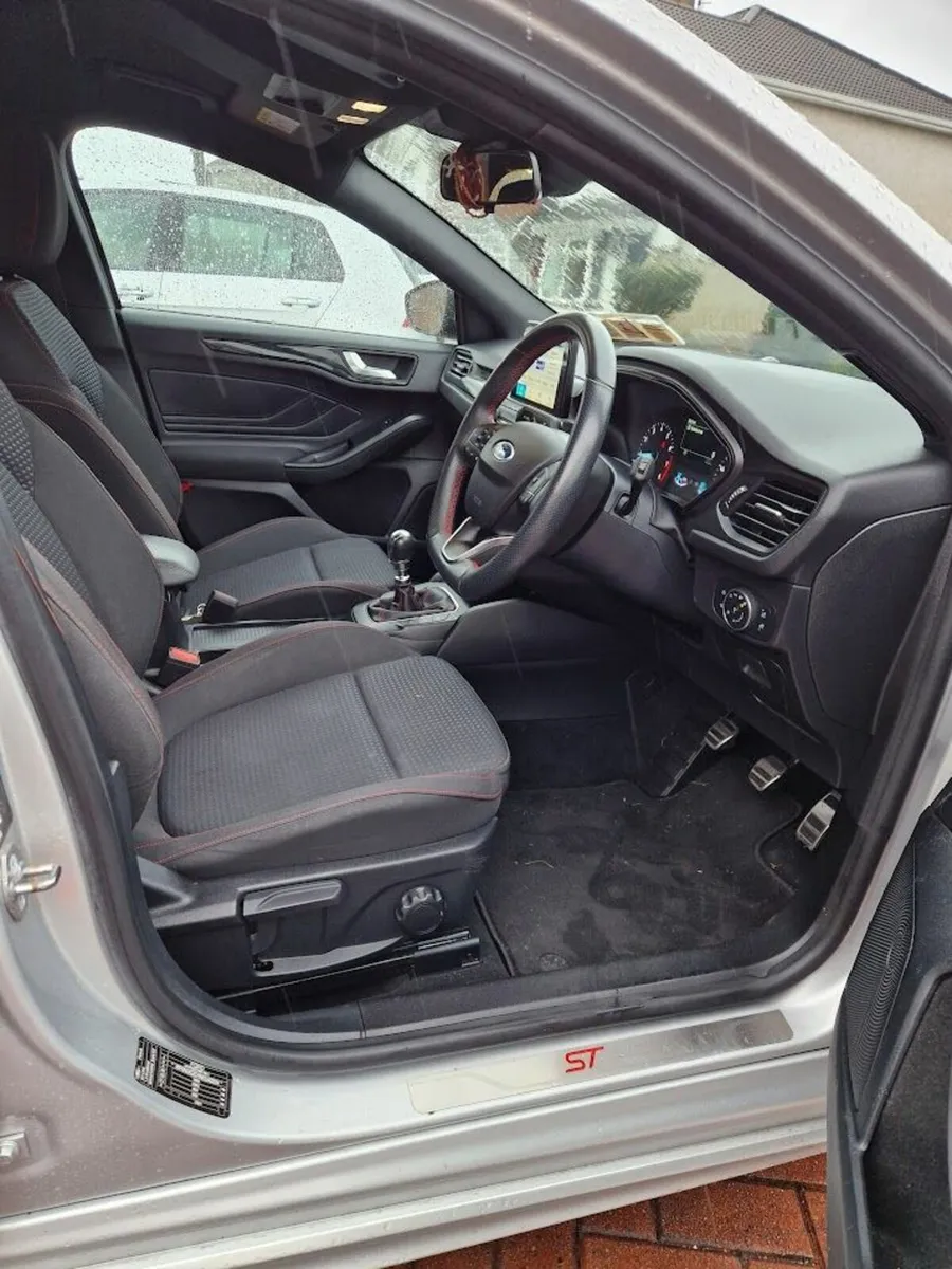 Ford Focus 2020 - Image 4