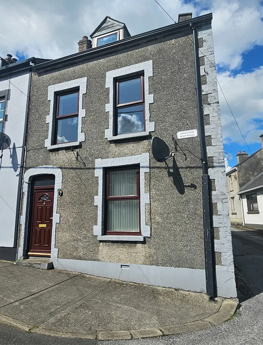🏡 To Let – 3‑Bedroom House, Main Street, Lifford - Image 1