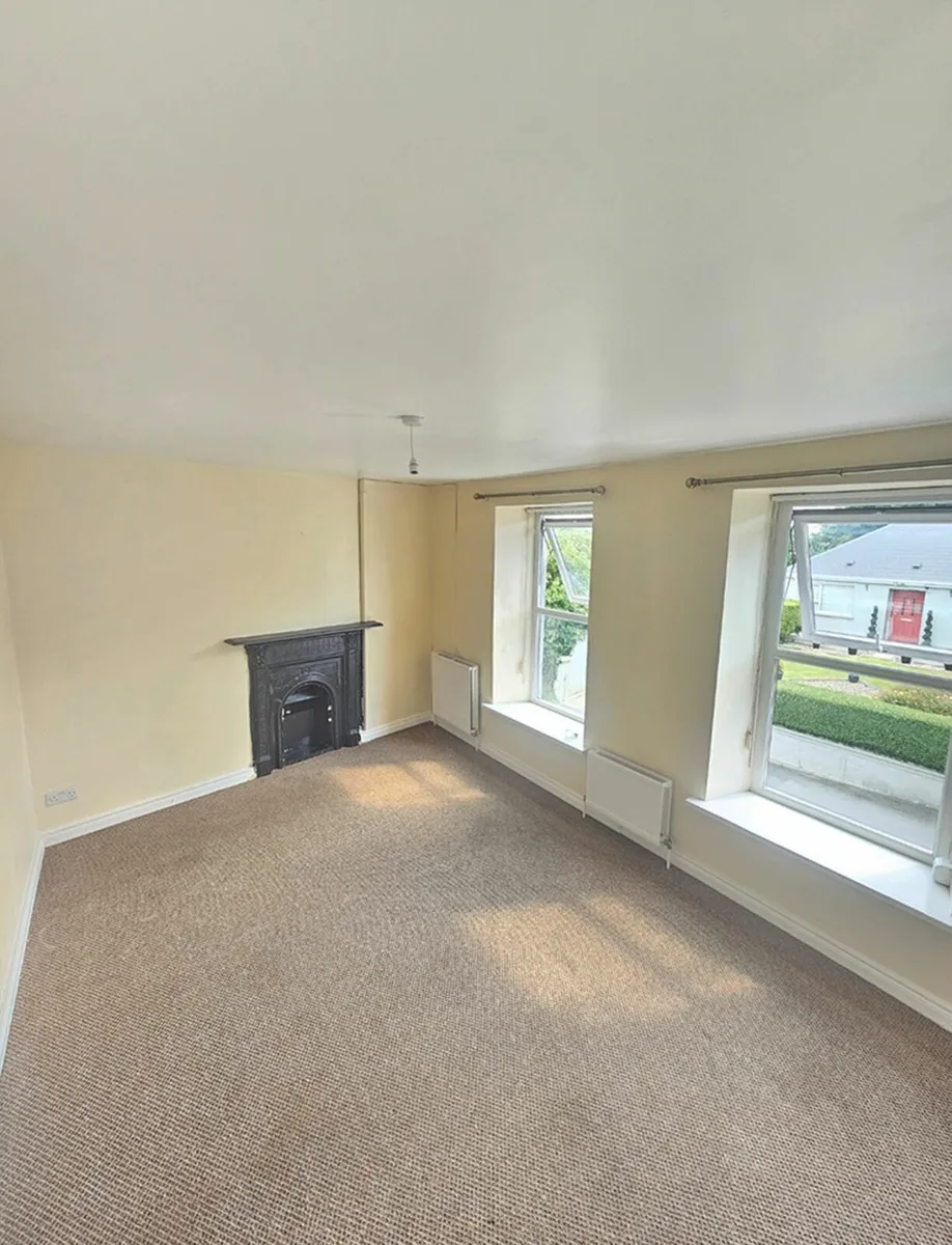 🏡 To Let – 3‑Bedroom House, Main Street, Lifford - Image 4