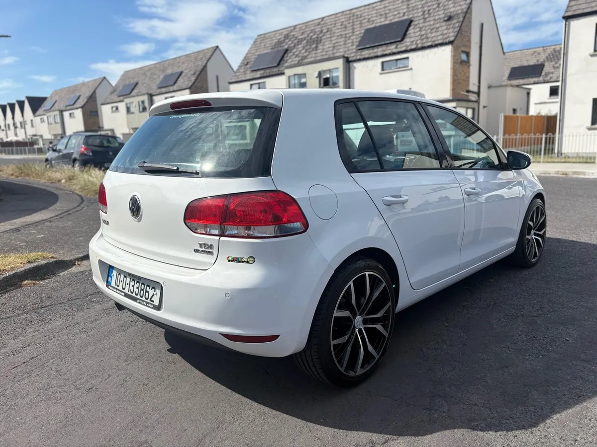 2010 Volkswagen Golf 1.6Tdi Bluemotion - Image 4
