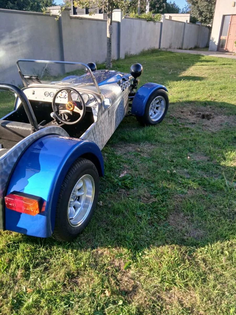 Ford Special Super 7 And Toyata Liteace - Image 4