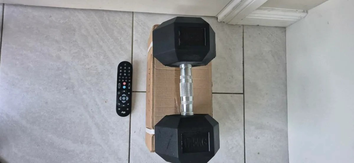 Brand new 2x17.5 hex dumbbells - Image 2
