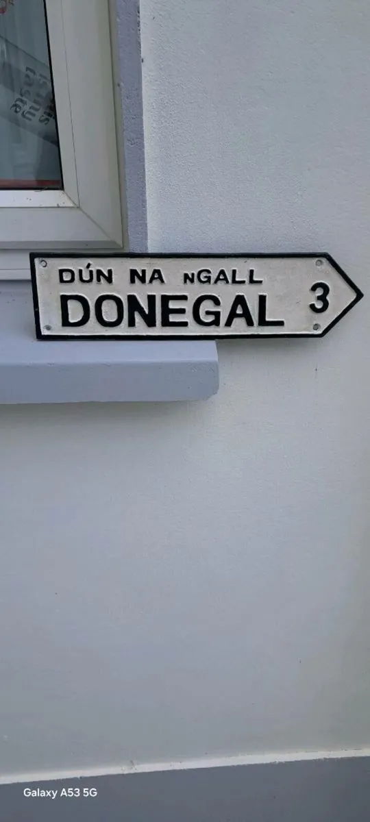 Donegall cast iron sign - Image 1
