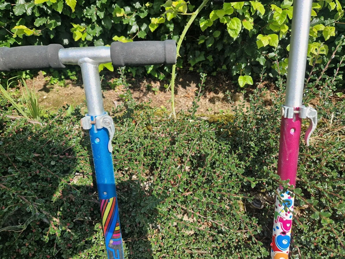 Pogo sticks - Image 3