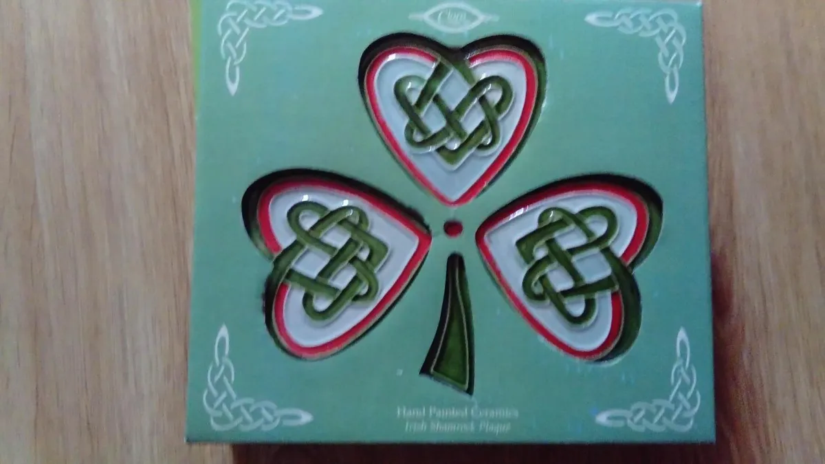 Ceramic wall hangings - Image 2