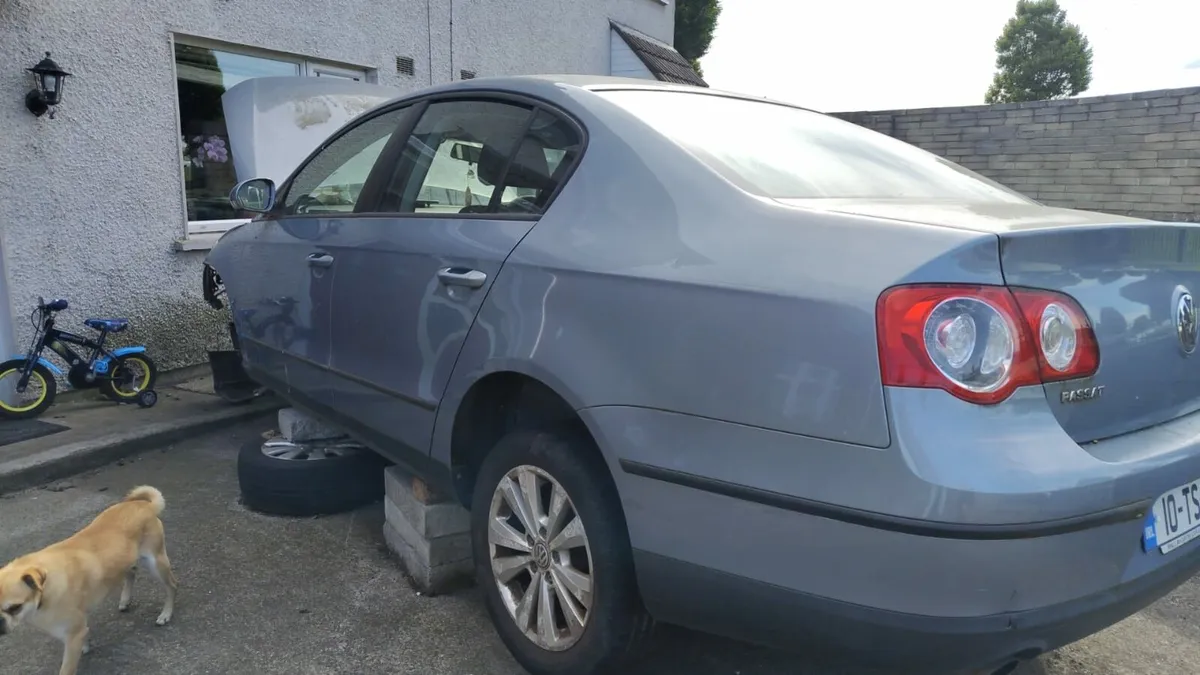 Vw passat b6 1.6tdi parts - Image 2