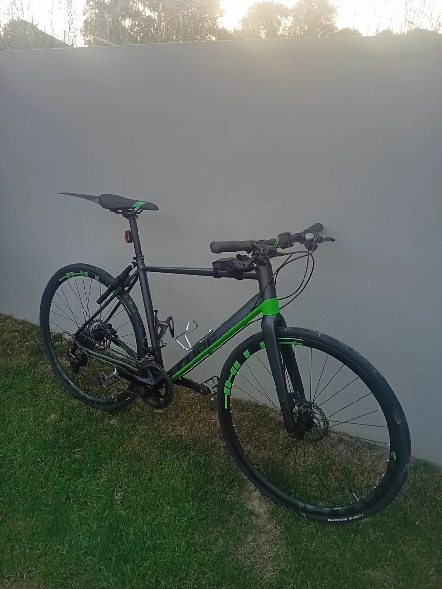 Cube sl road bike - Image 3