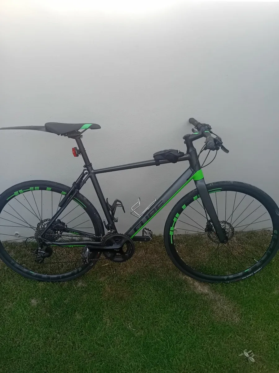 Cube sl road bike - Image 1