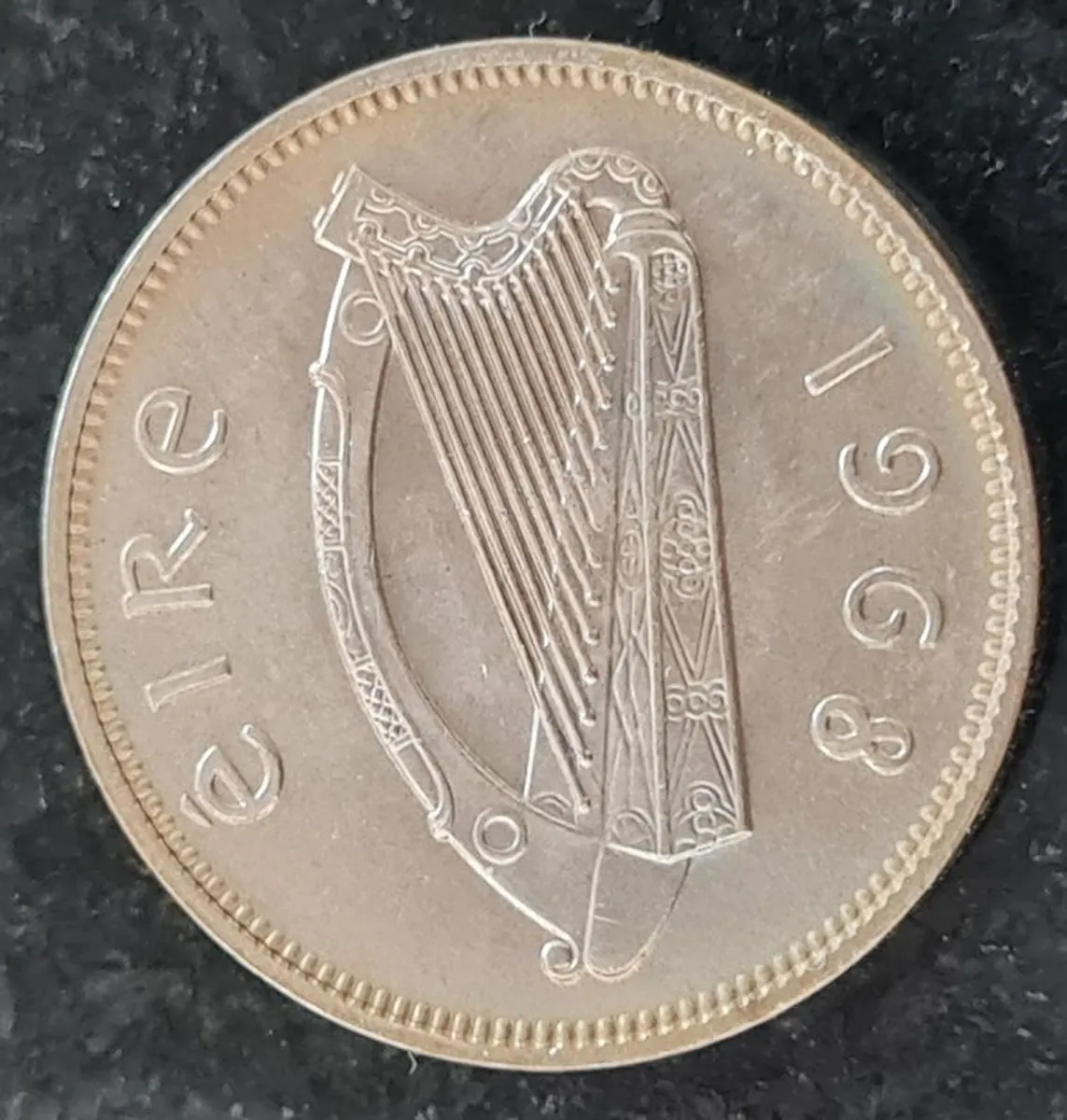 Unc 1968 Ireland 6d Six Pence coin - Image 3