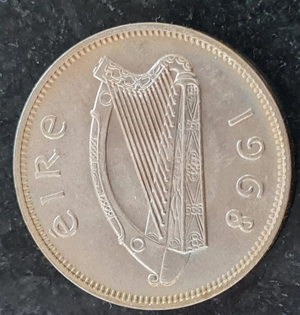 Unc 1968 Ireland 6d Six Pence coin - Image 4