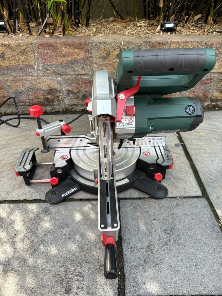 Metabo 110V 216mm Sliding Mitre Sawm - Image 2