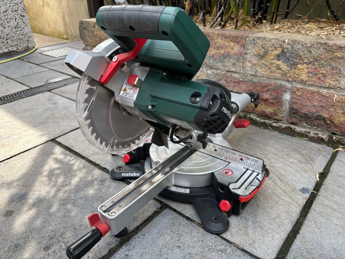 Metabo 110V 216mm Sliding Mitre Sawm - Image 3