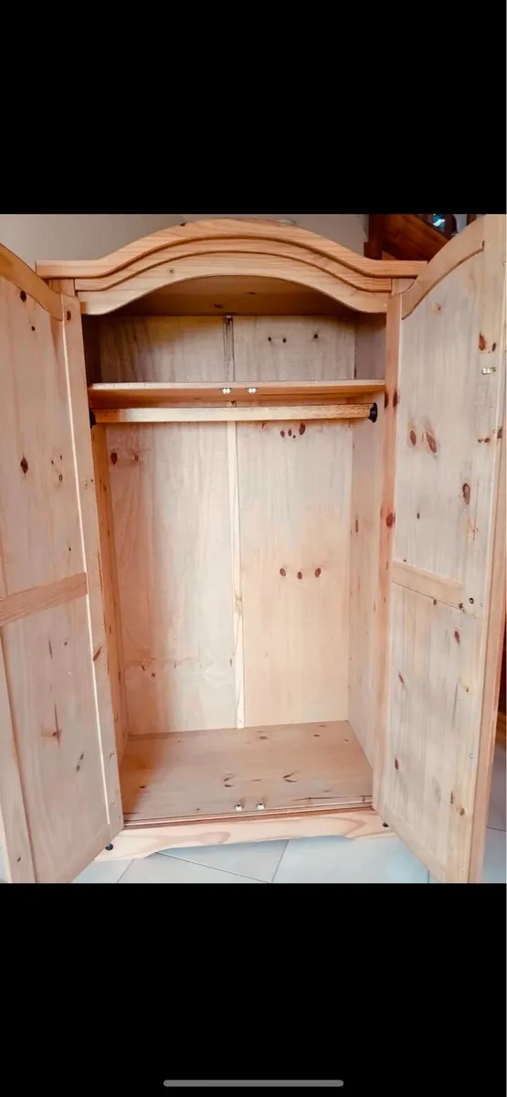 Wardrobe - Image 2
