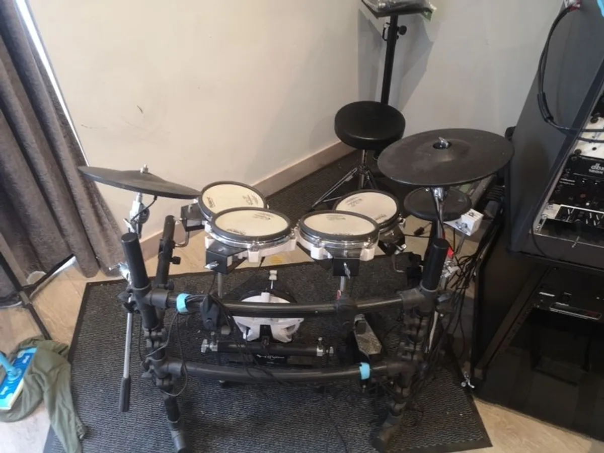 Roland TD8 - Image 1