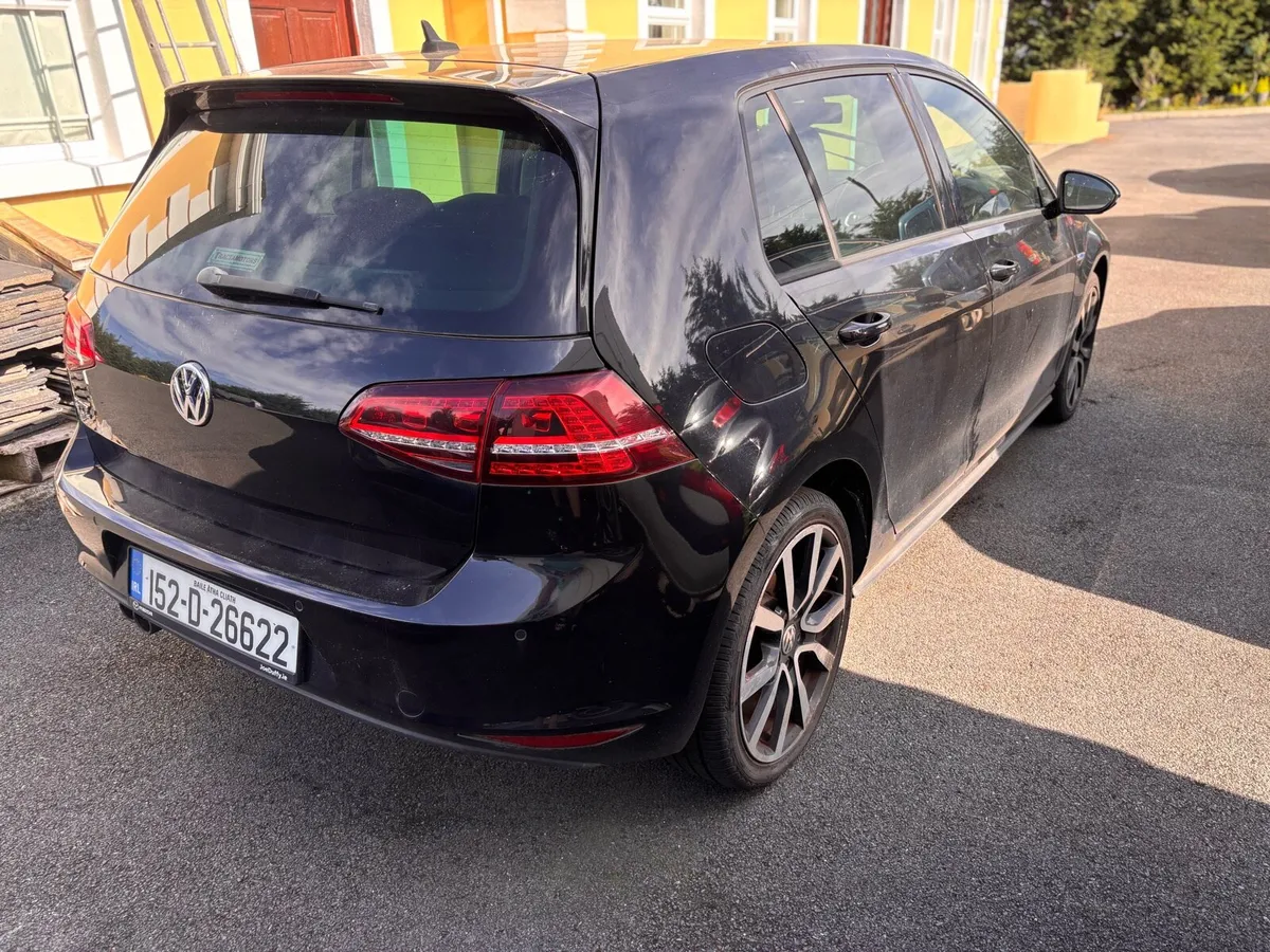 2015 VOLKSWAGEN GOLF GTE - Image 3