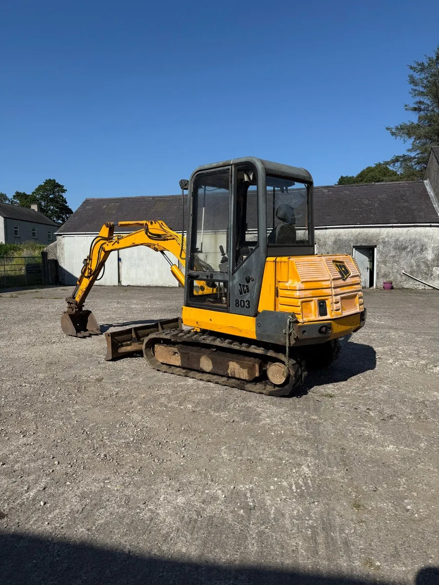 1995 JCB 803 Digger - Image 2