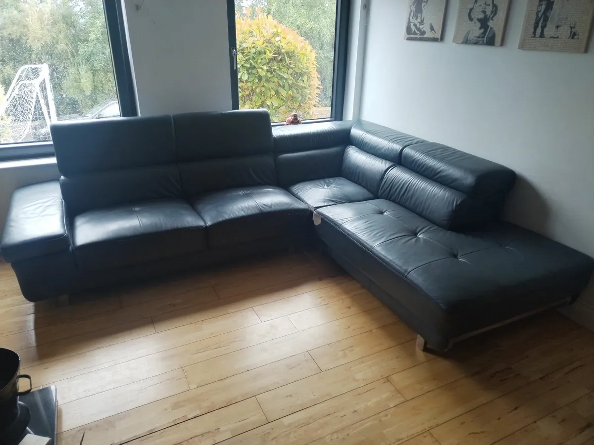 Corner Couch - Image 4