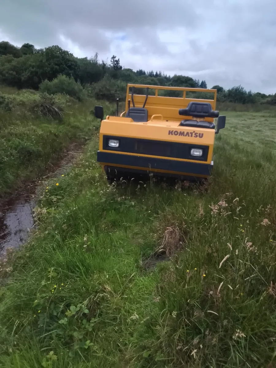 Komatsu Track Dumper - Image 2
