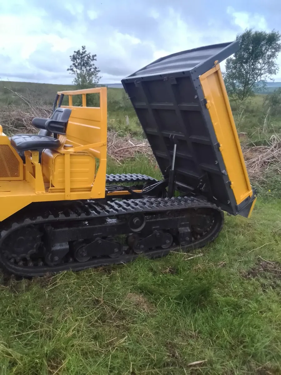 Komatsu Track Dumper - Image 1