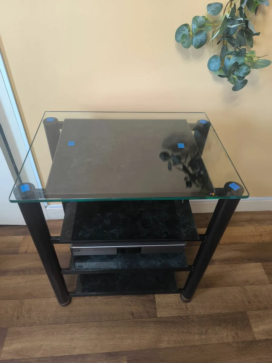 Audio stand - Image 2
