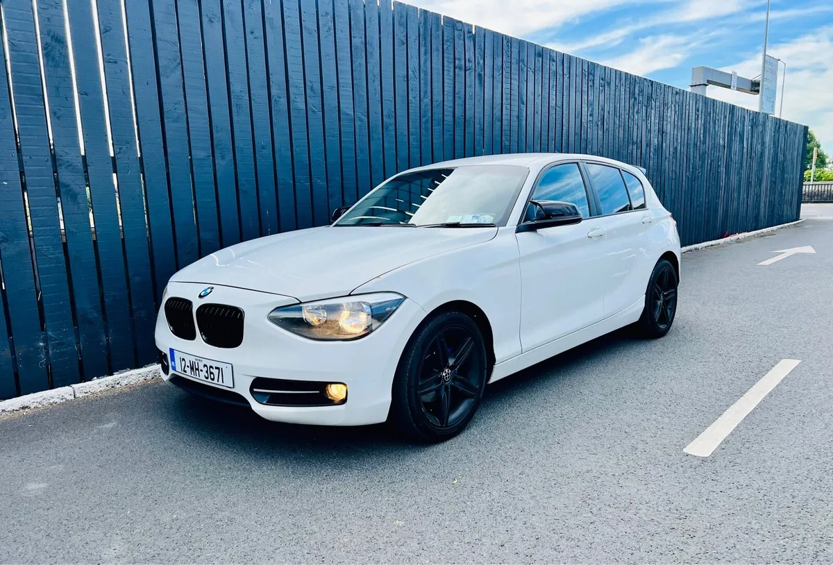 BMW 116i Sport, 🥶 AC, Low miles, NCT&TAX - Image 1
