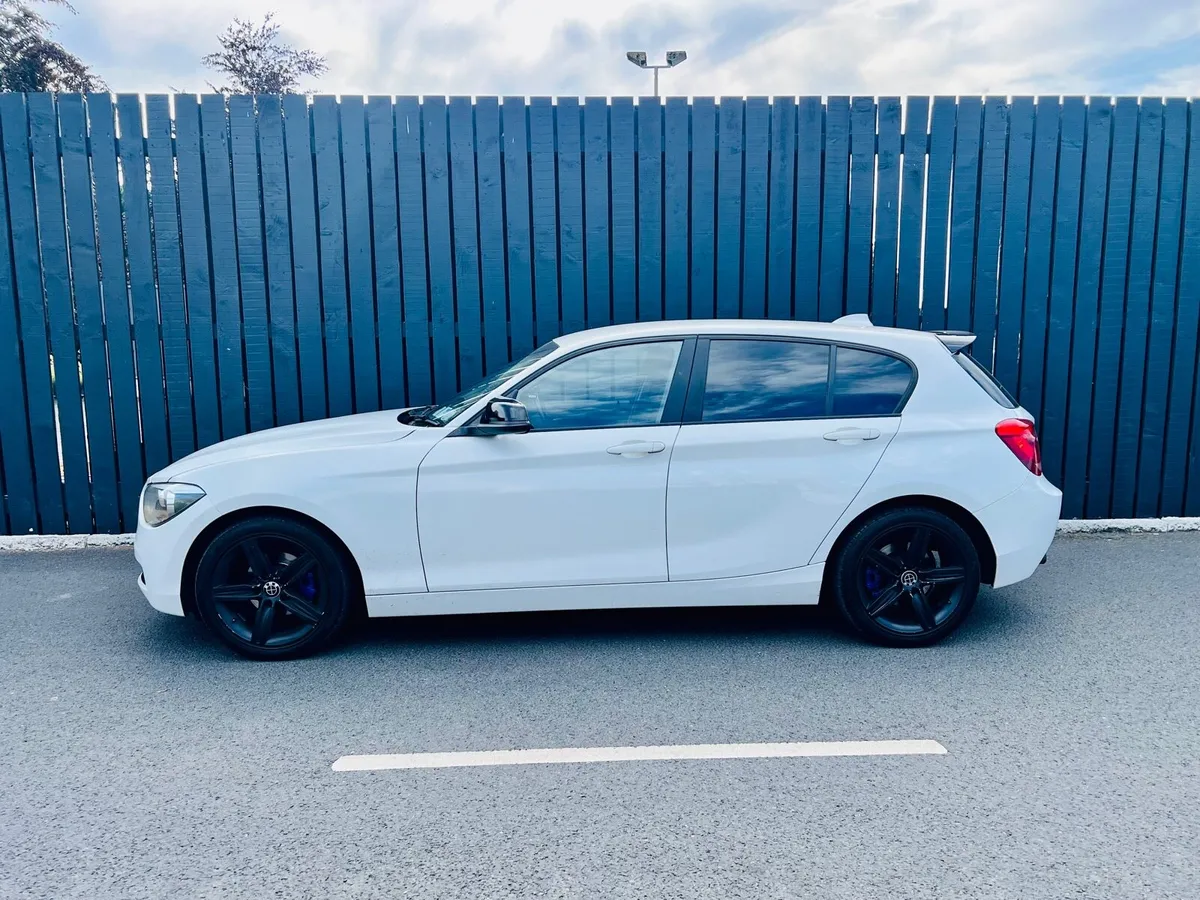 BMW 116i Sport, 🥶 AC, Low miles, NCT&TAX - Image 2