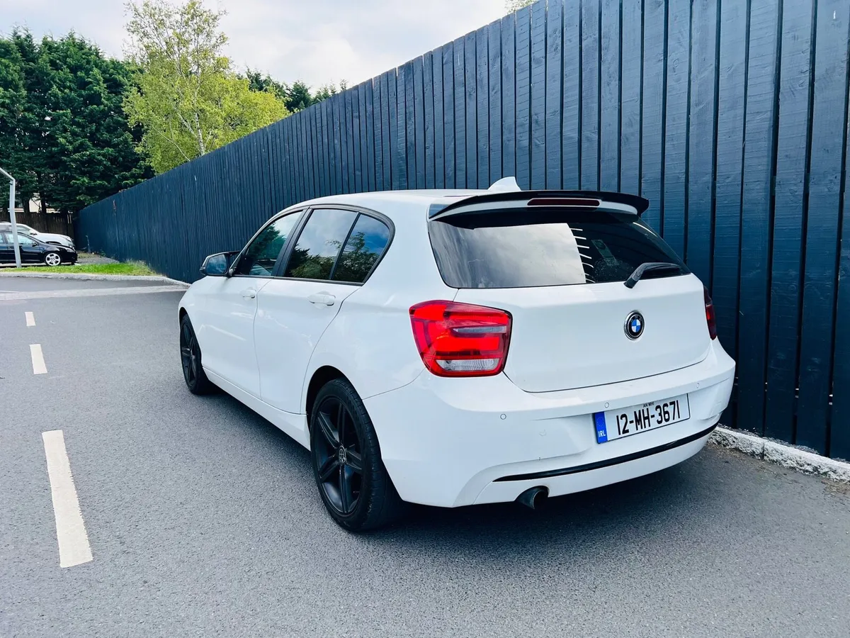 BMW 116i Sport, 🥶 AC, Low miles, NCT&TAX - Image 3