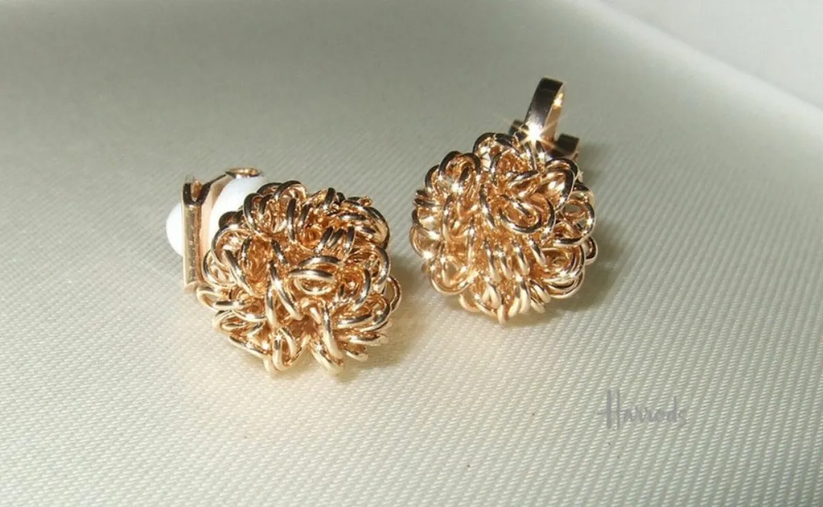 Vintage Harrods Clip-On Earrings - Image 3