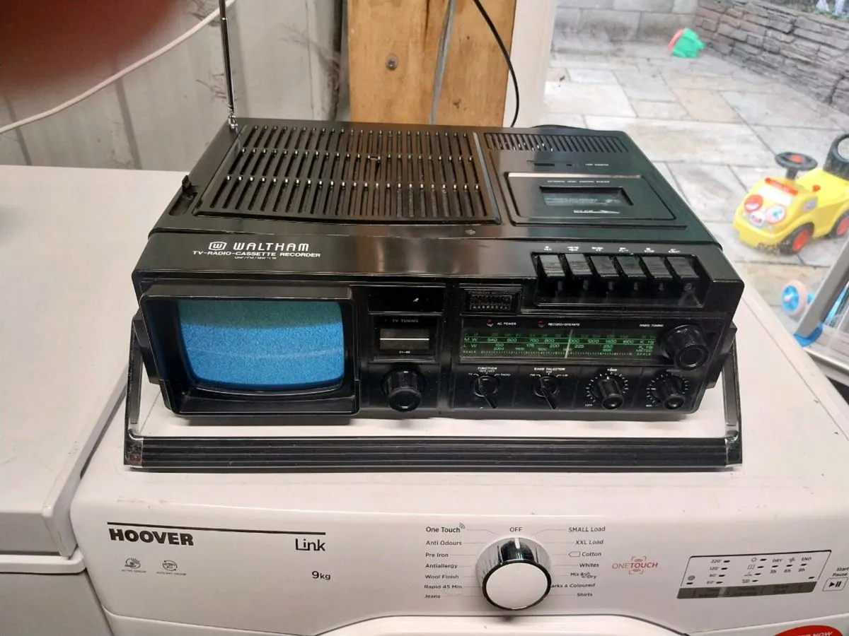 1980s waltham tv cassette recorder - Image 1