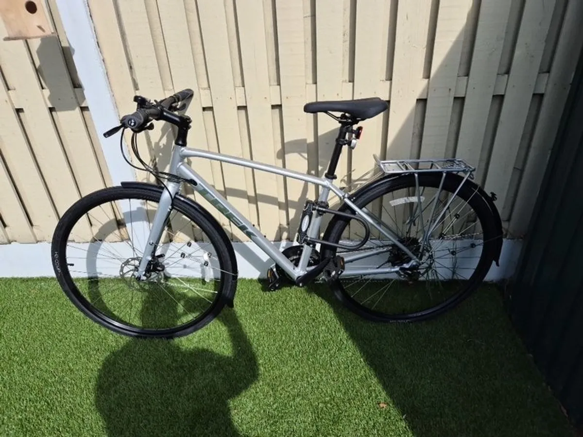 Gents Bicycle - Image 1