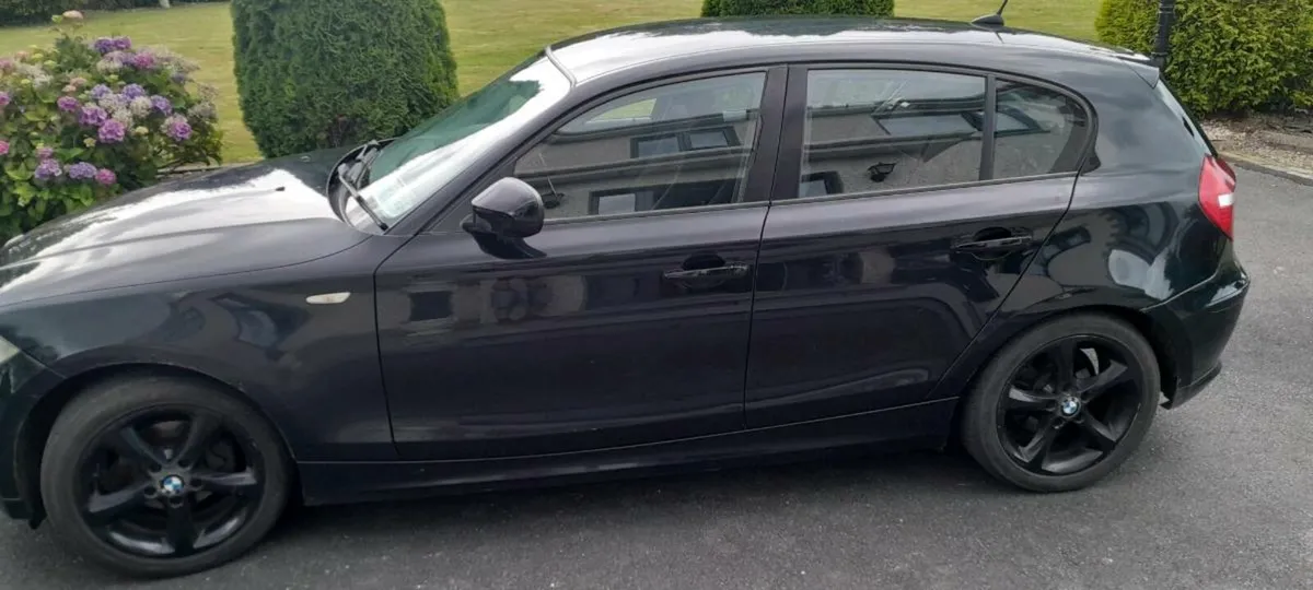 Car - Image 3