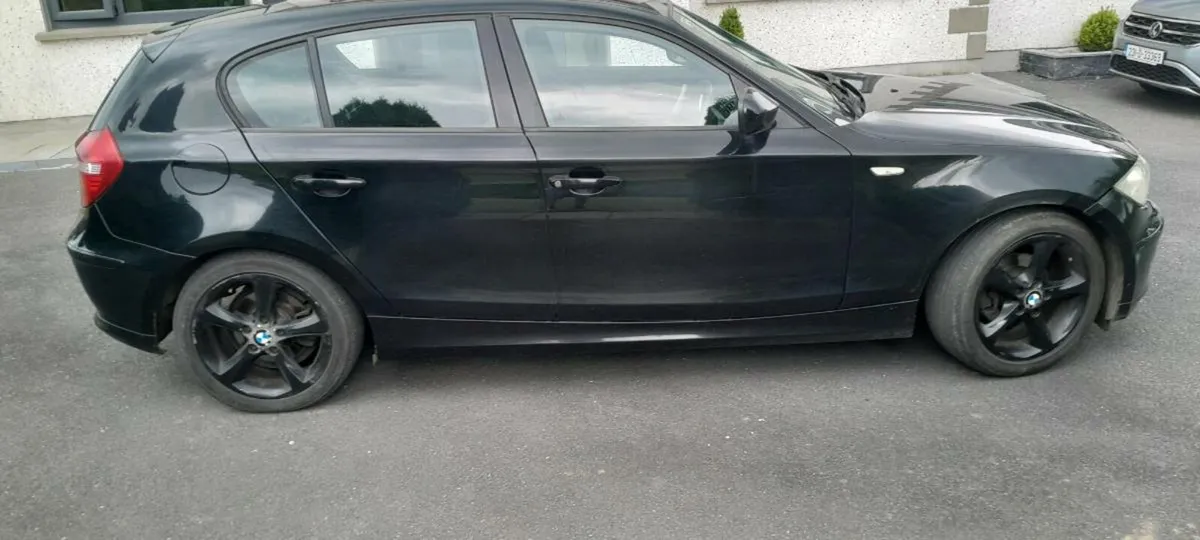 Car - Image 4