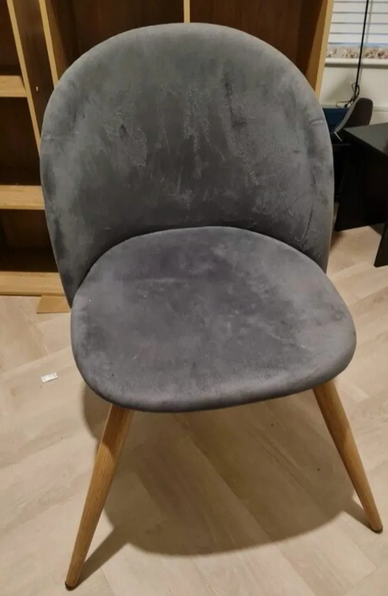 Chairs - Image 3