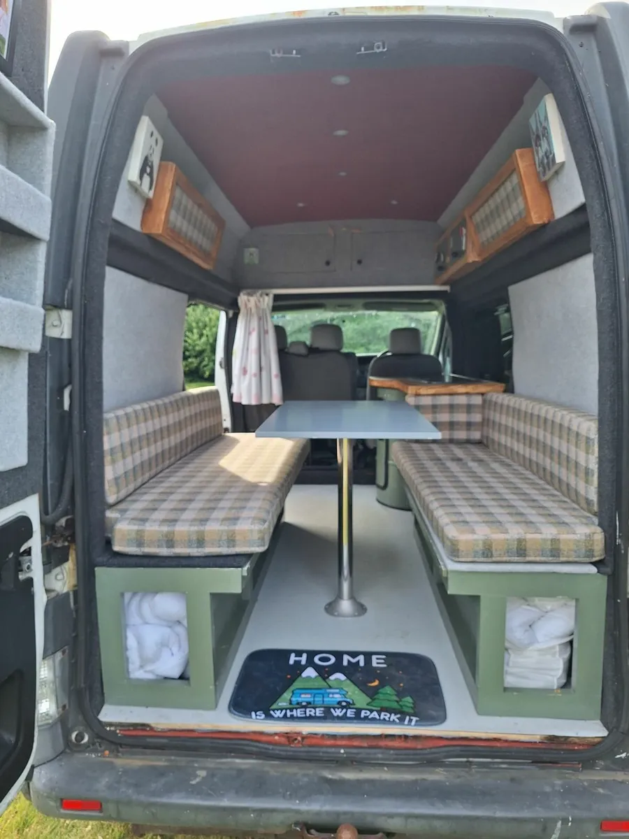Renault Trafic Campervan - Image 2