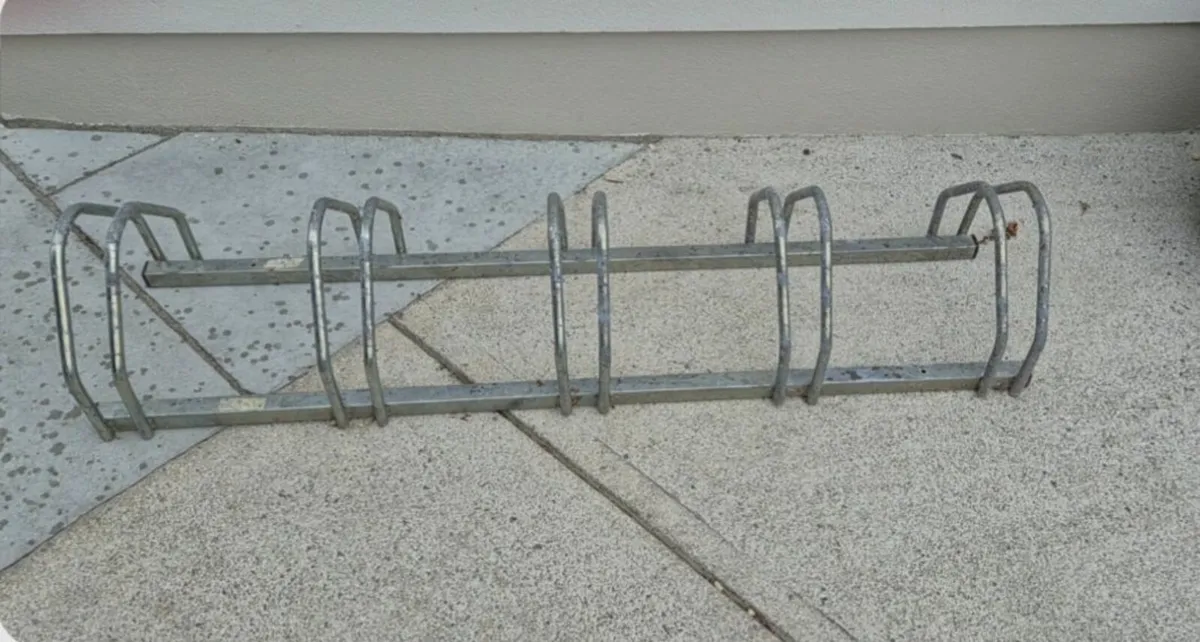 Bicycle stand