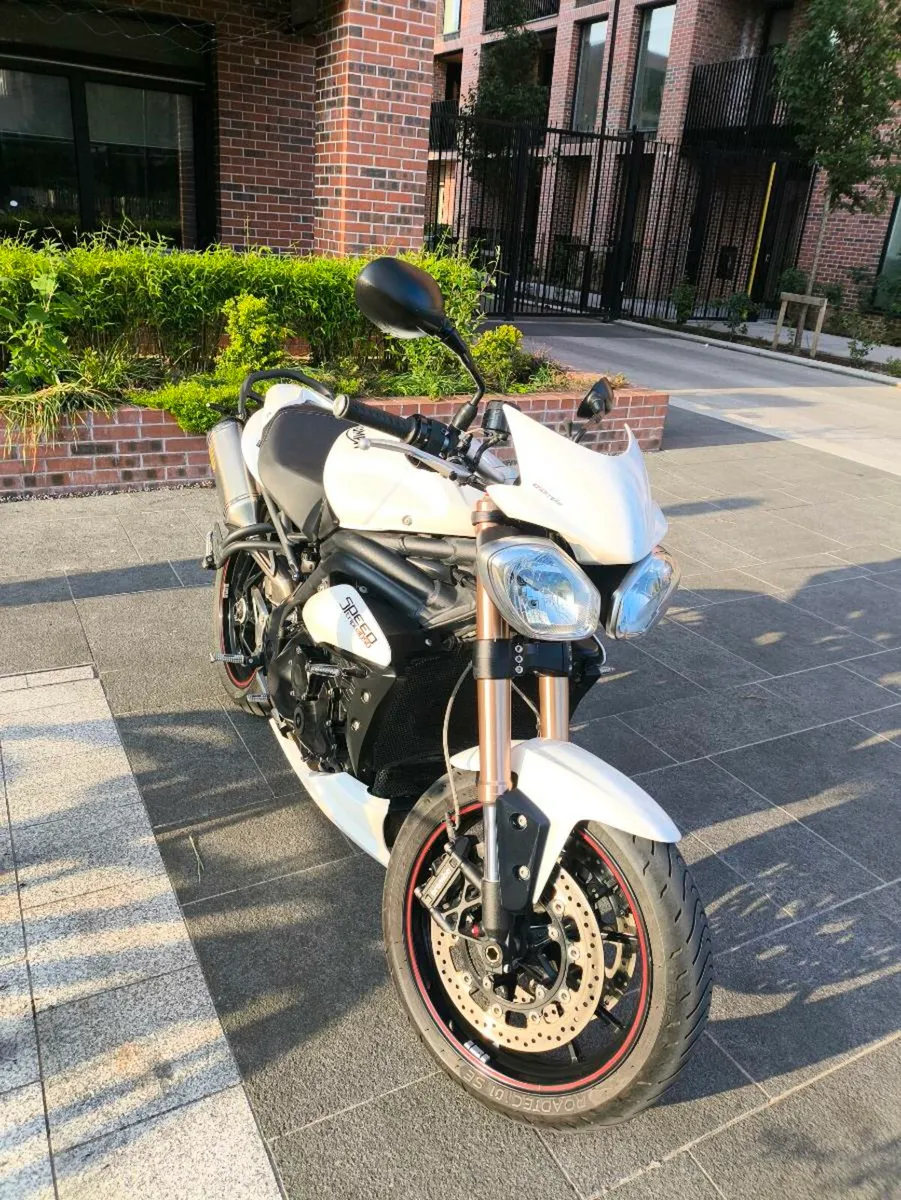 Triumph Speed triple 1050 - Image 1