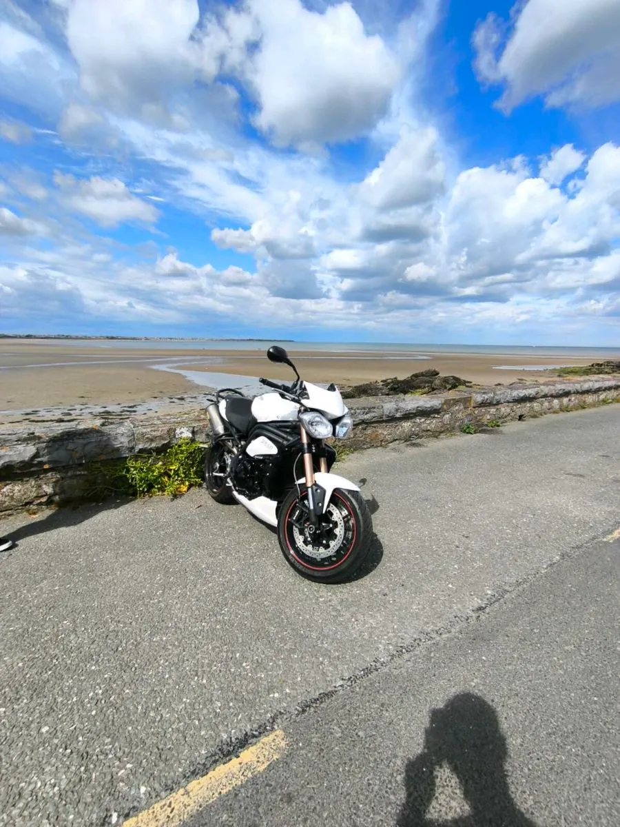 Triumph Speed triple 1050 - Image 3