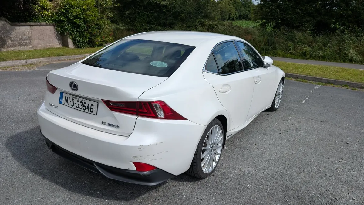 Lexus IS 2014 - Image 3