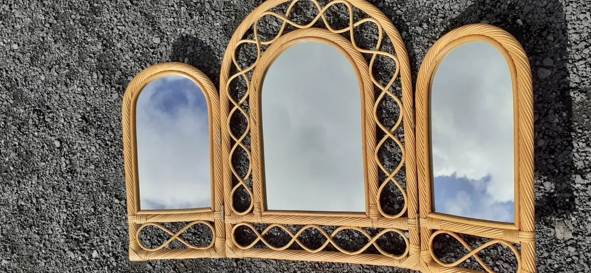 Rattan -bamboo dressing table mirror - Image 3