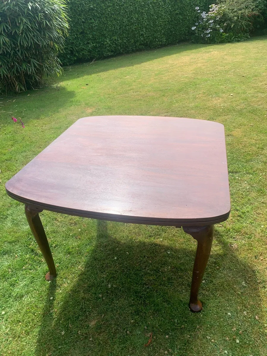 Free Extendable table - Image 3