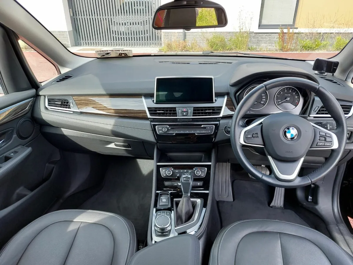 BMW 225 xe, PLUG-IN, 03/2017 , 15000km - Image 2
