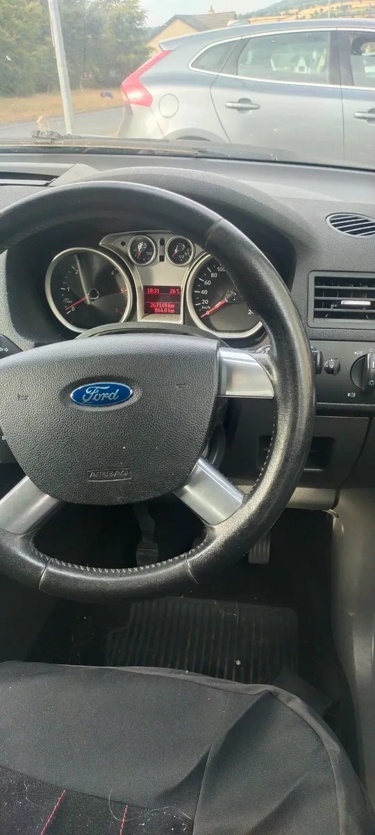 Ford C Max 1.6 Diesel 2009 for parts or for repair - Image 3