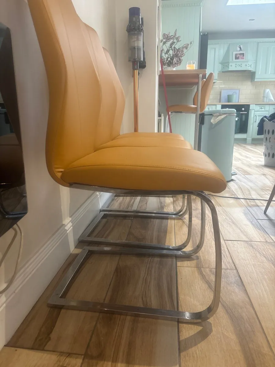 Dining chairs - Image 3