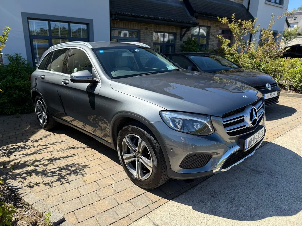 Mercedes-Benz GLC Class 220D 4Matic 5DR (2018) - Image 2